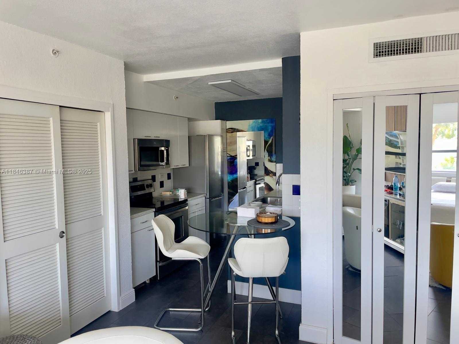 Small Image of 1500 BAY RD #384S, Miami Beach Number 6