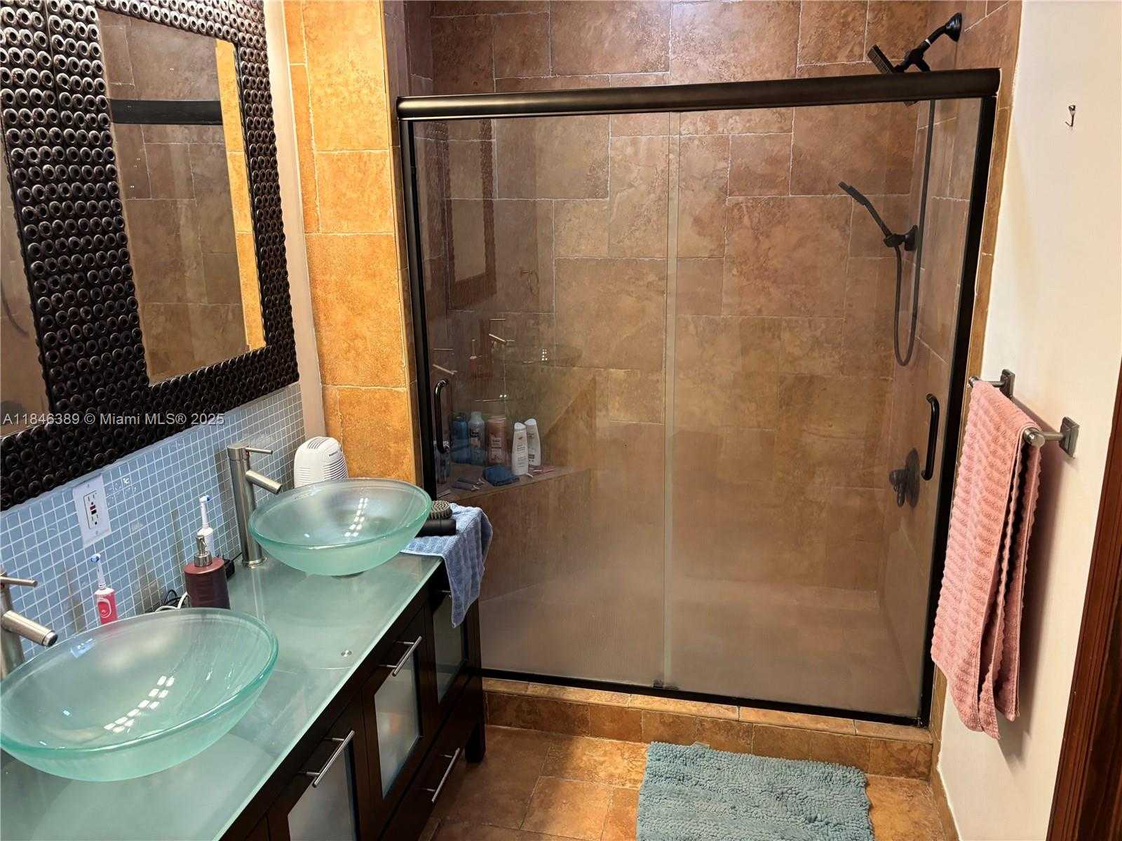 Small Image of 11391 SOUTH WEST 74TH TER, Miami Number 14