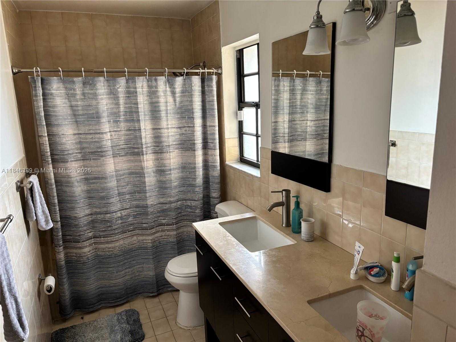 Small Image of 11391 SOUTH WEST 74TH TER, Miami Number 16