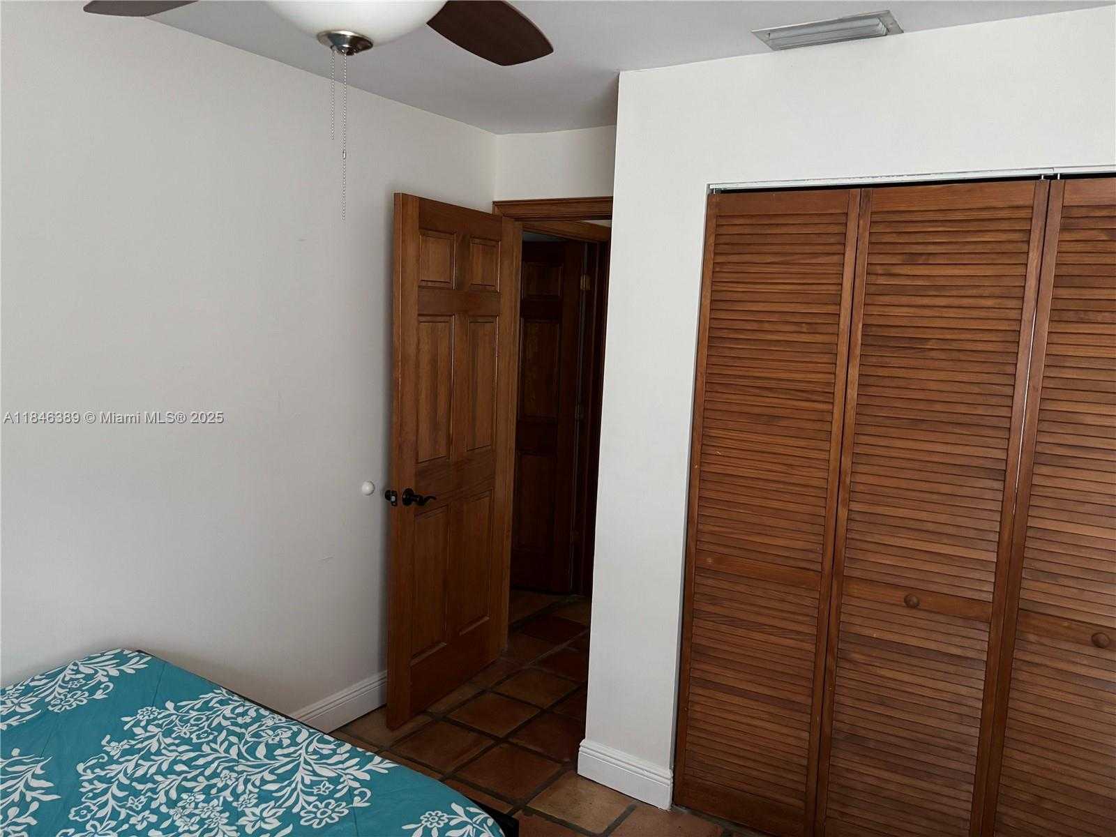Small Image of 11391 SOUTH WEST 74TH TER, Miami Number 21