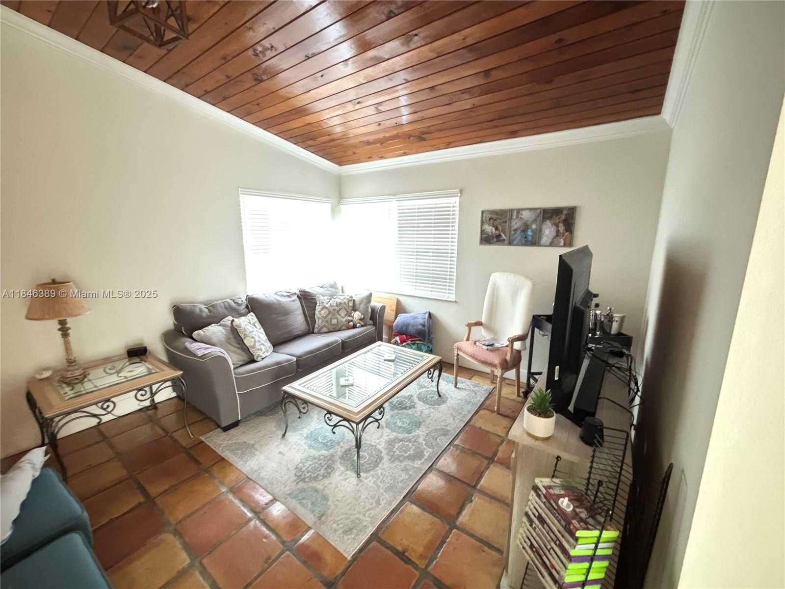 Small Image of 11391 SOUTH WEST 74TH TER, Miami Number 6