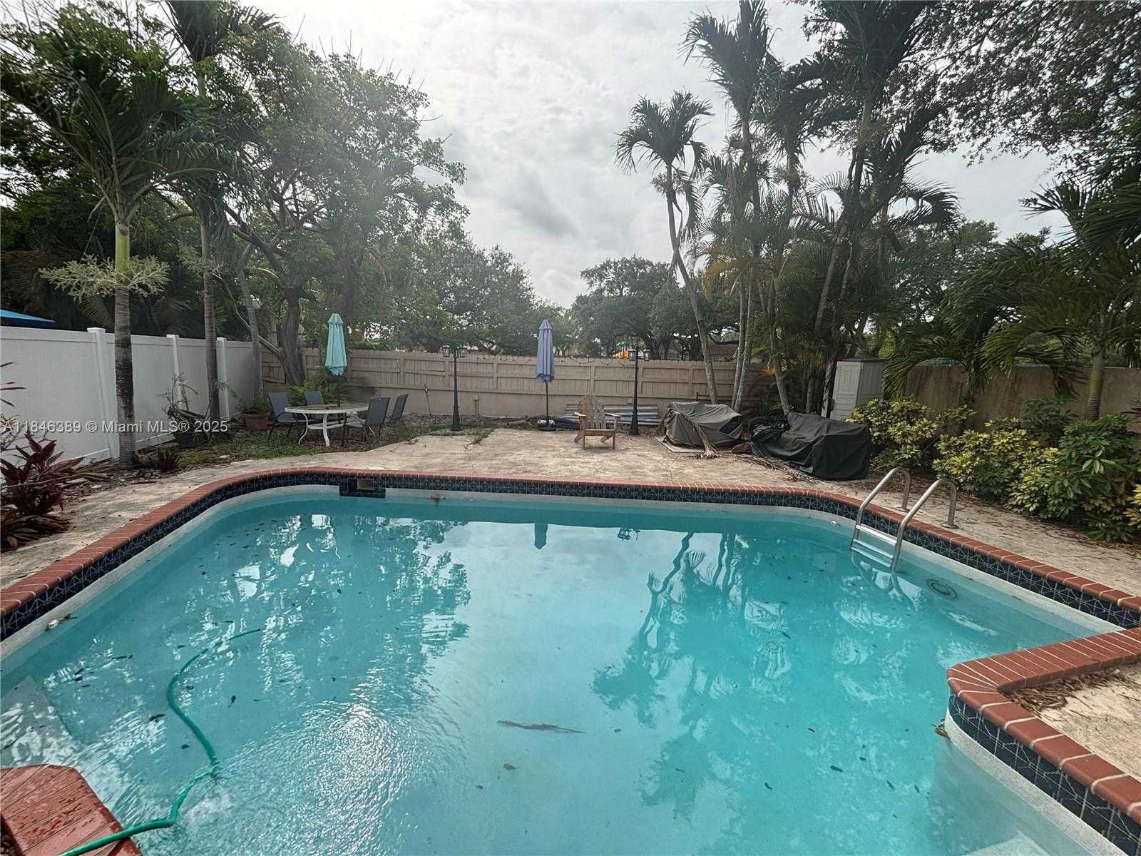 Small Image of 11391 SOUTH WEST 74TH TER, Miami Number 7