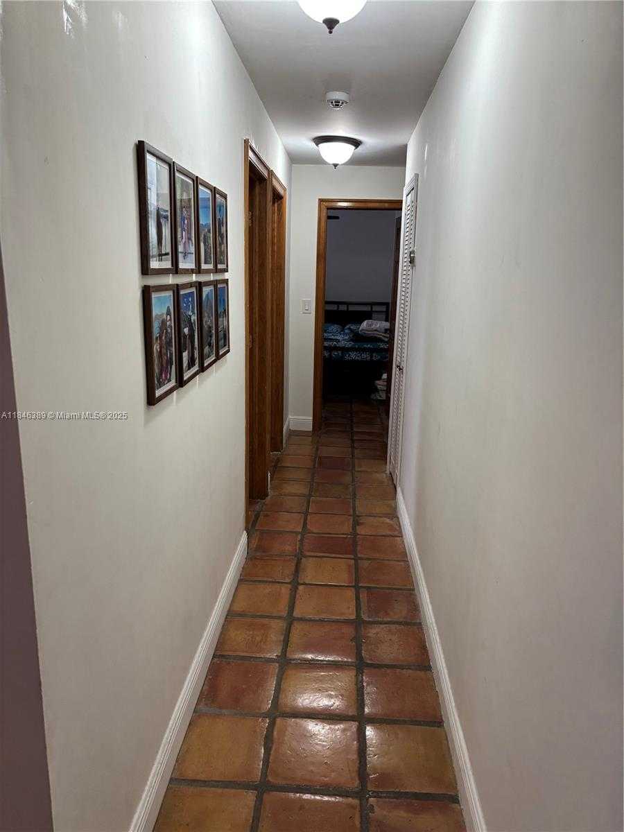 Small Image of 11391 SOUTH WEST 74TH TER, Miami Number 9