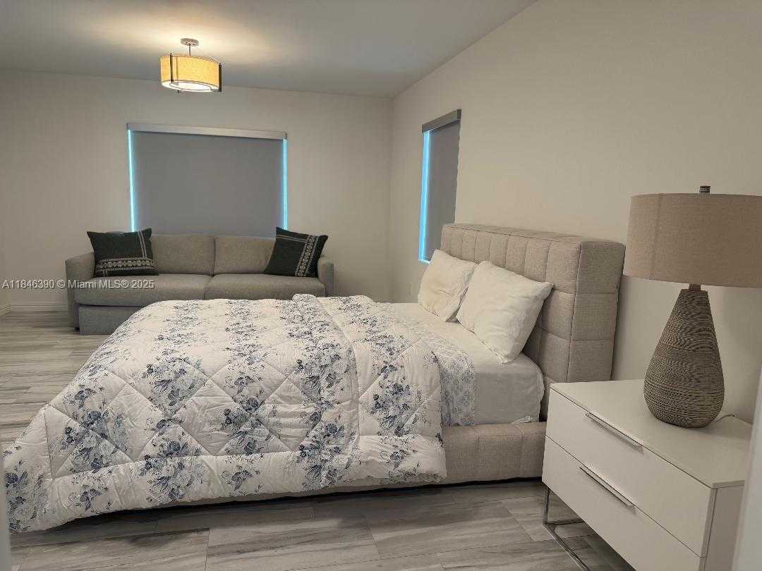 Small Image of 2710 GRANT ST, Hollywood Number 10
