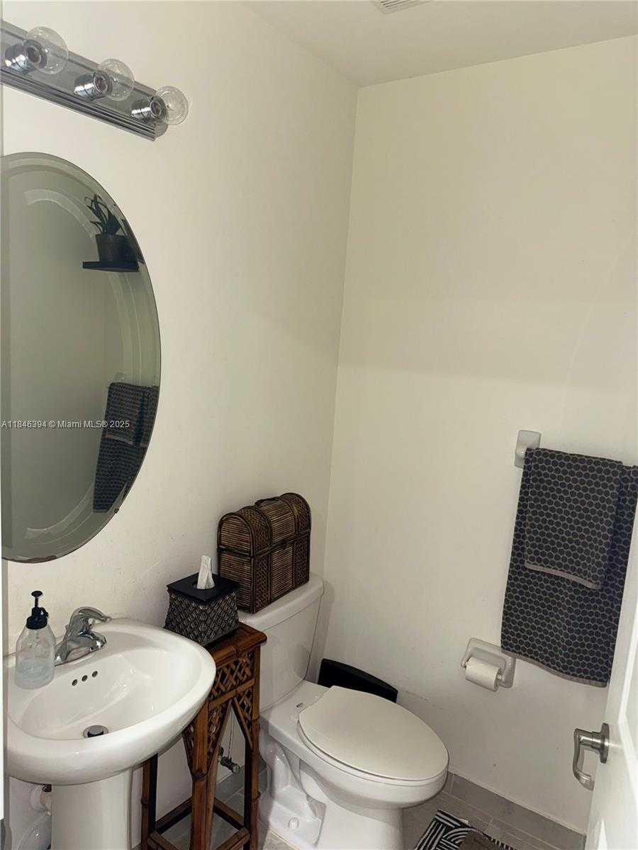 Small Image of 133 NORTH EAST 23RD TER, Homestead Number 7