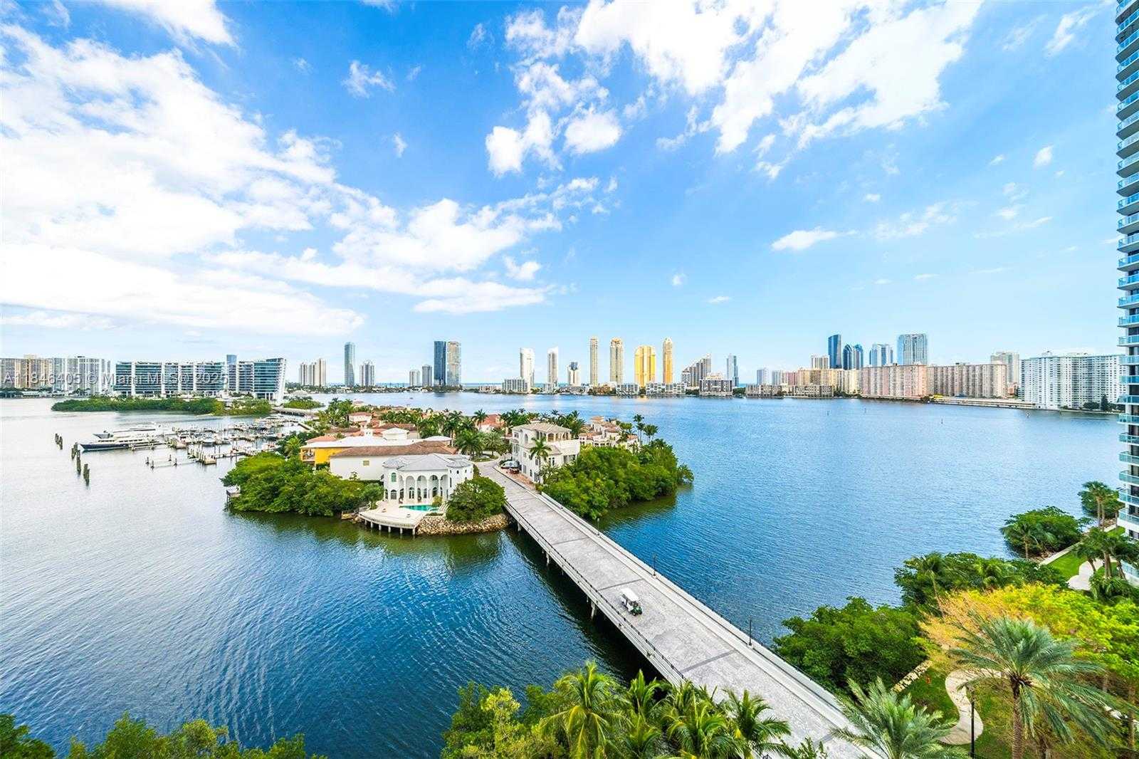Small Image of 6000 ISLAND BLVD #1007, Aventura Number 14