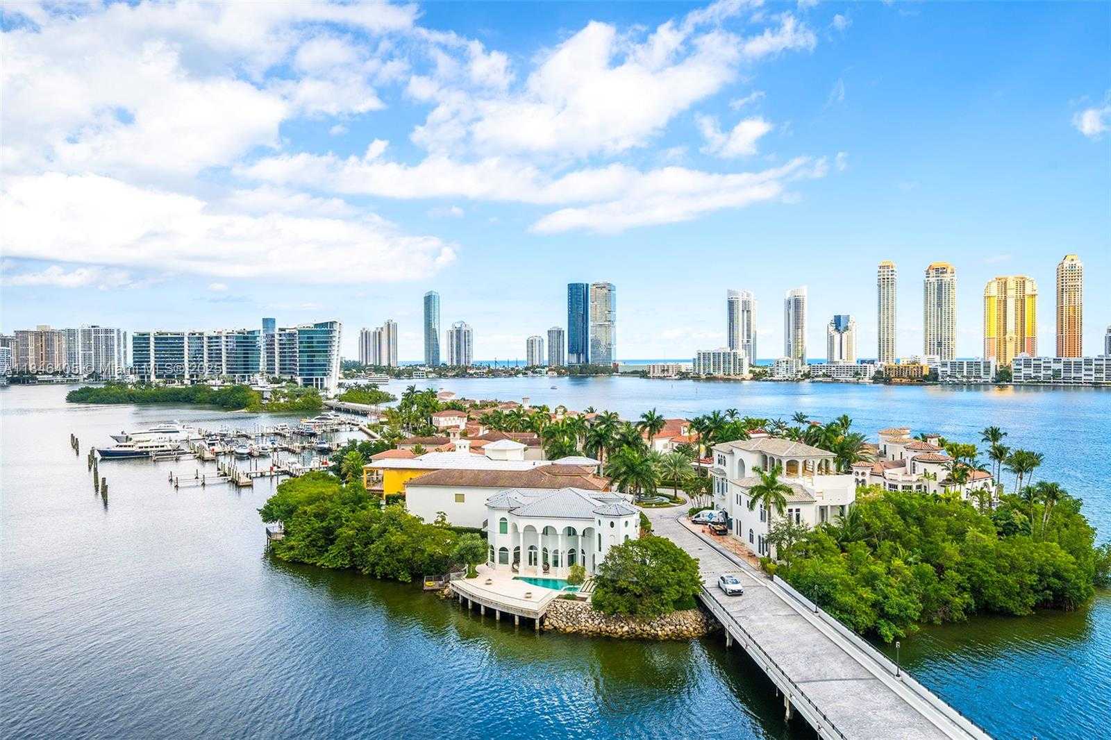 Small Image of 6000 ISLAND BLVD #1007, Aventura Number 16