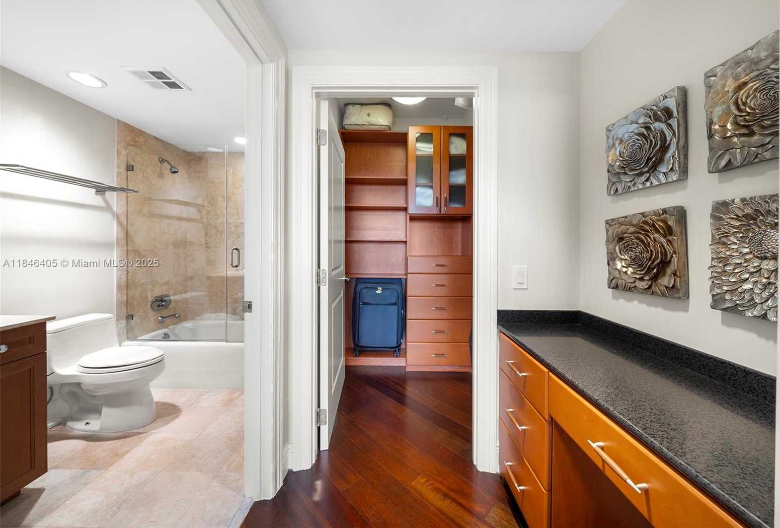 Small Image of 6000 ISLAND BLVD #1007, Aventura Number 42
