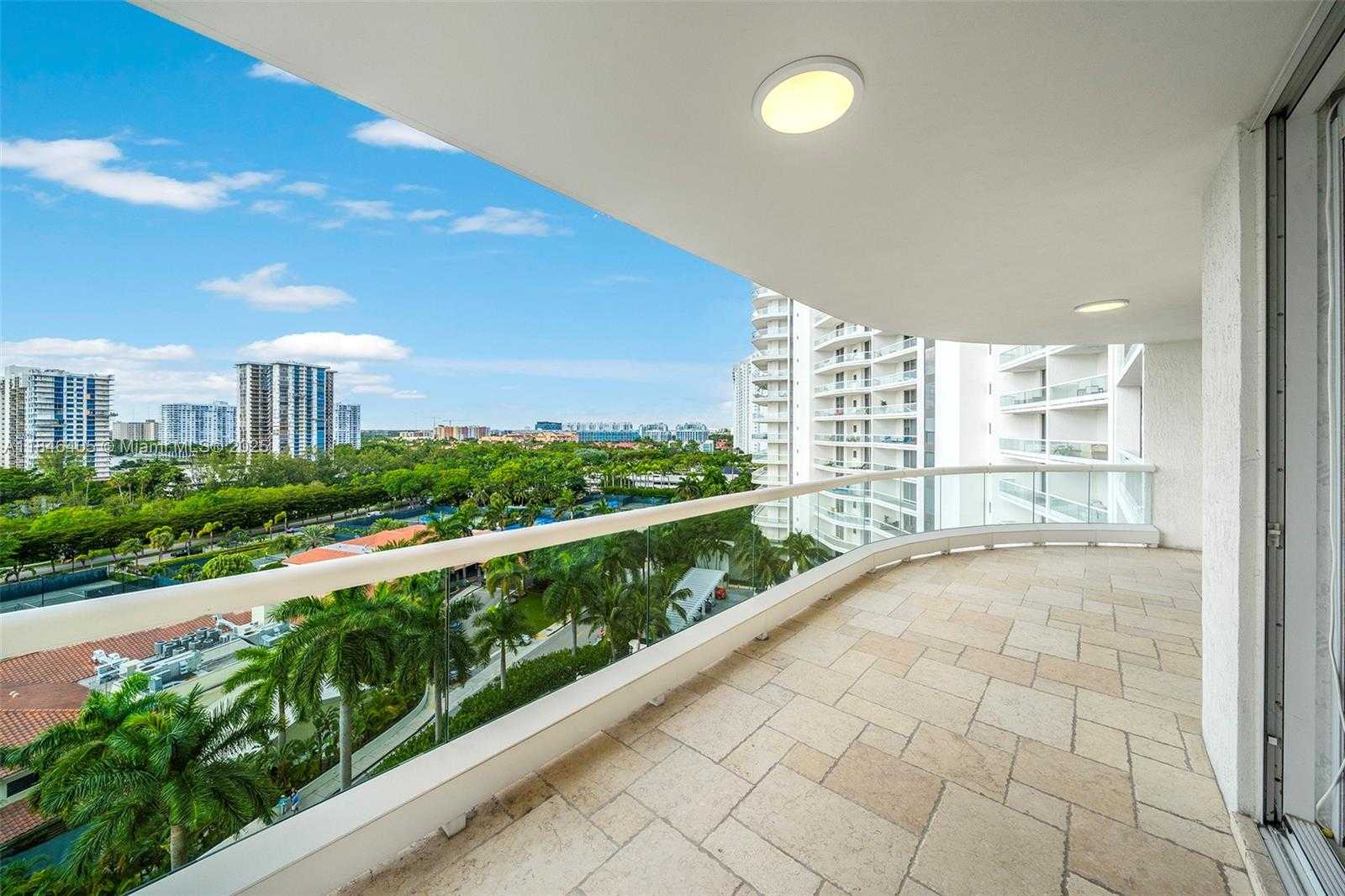 Small Image of 6000 ISLAND BLVD #1007, Aventura Number 45