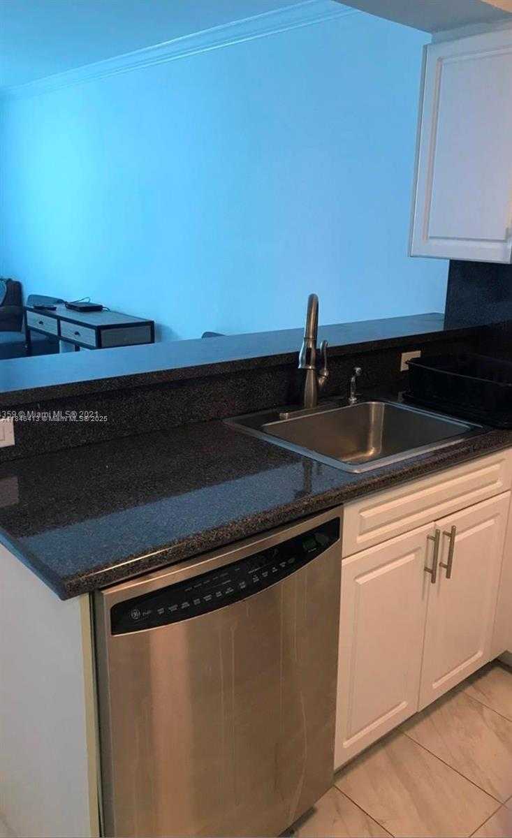 Small Image of 2501 SOUTH OCEAN DR #919, Hollywood Number 17