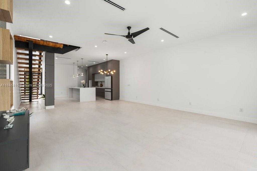 Small Image of 1233 NORTH EAST 12TH AVE #A, Fort Lauderdale Number 16