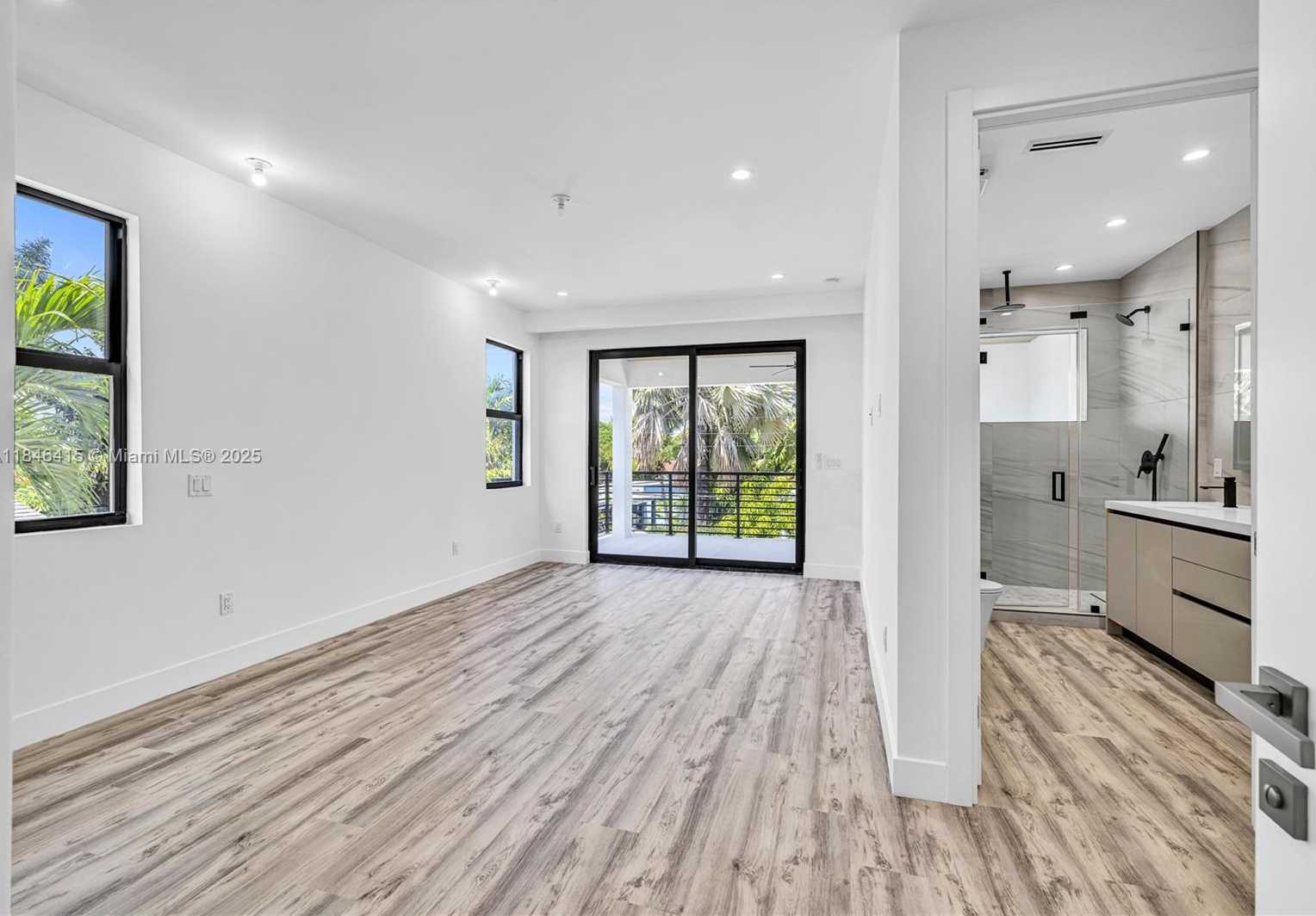 Small Image of 1233 NORTH EAST 12TH AVE #A, Fort Lauderdale Number 35
