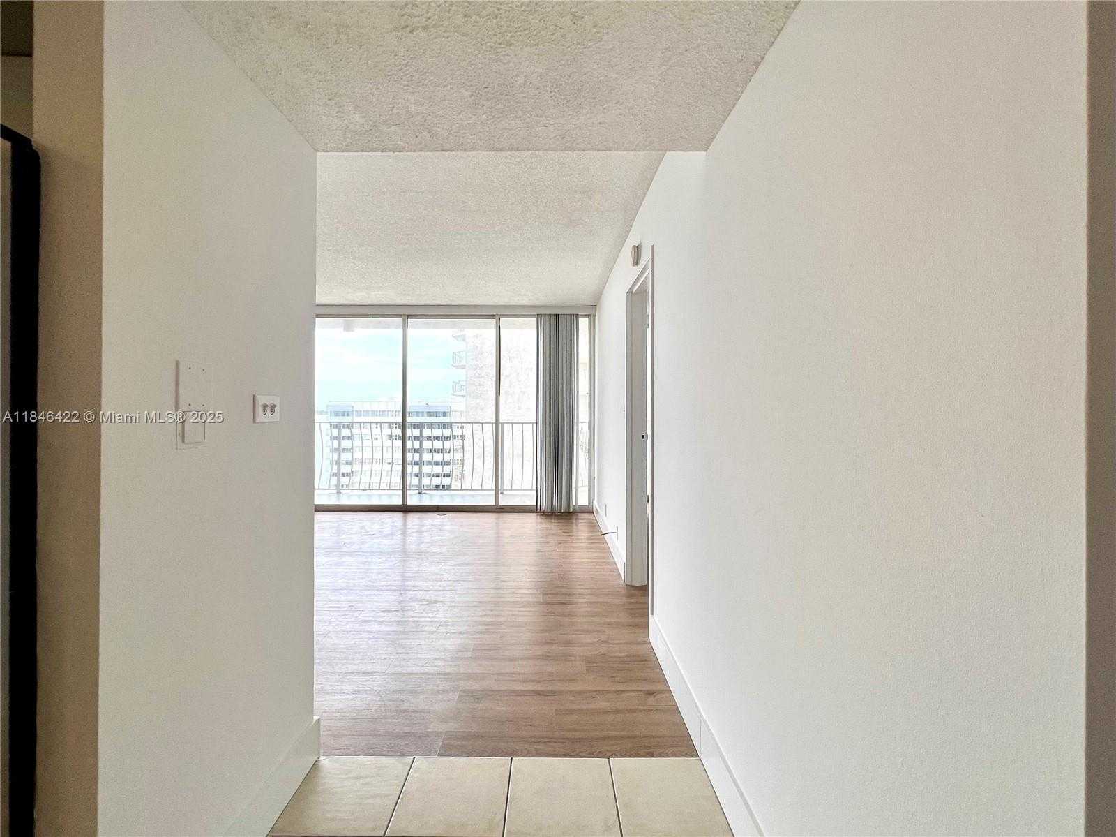 Small Image of 7601 EAST TREASURE DR #1124, North Bay Village Number 6