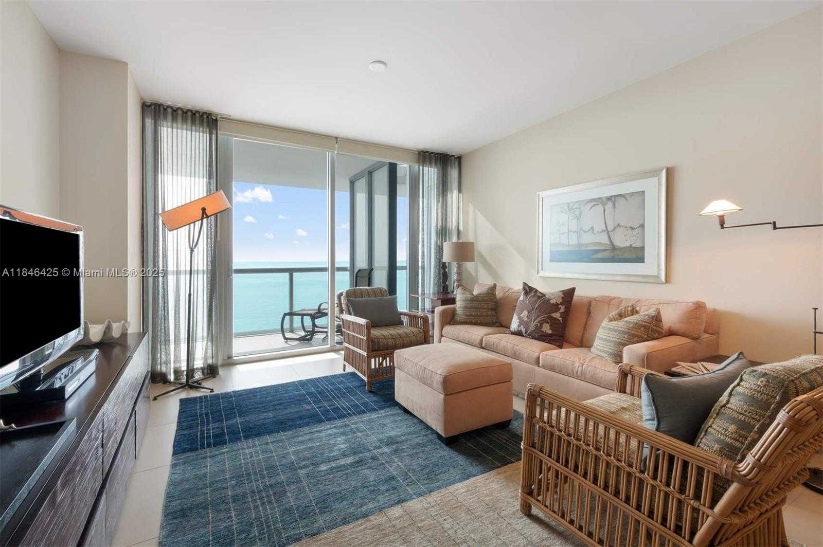 Small Image of 6799 COLLINS AVE #1603, Miami Beach Number 2