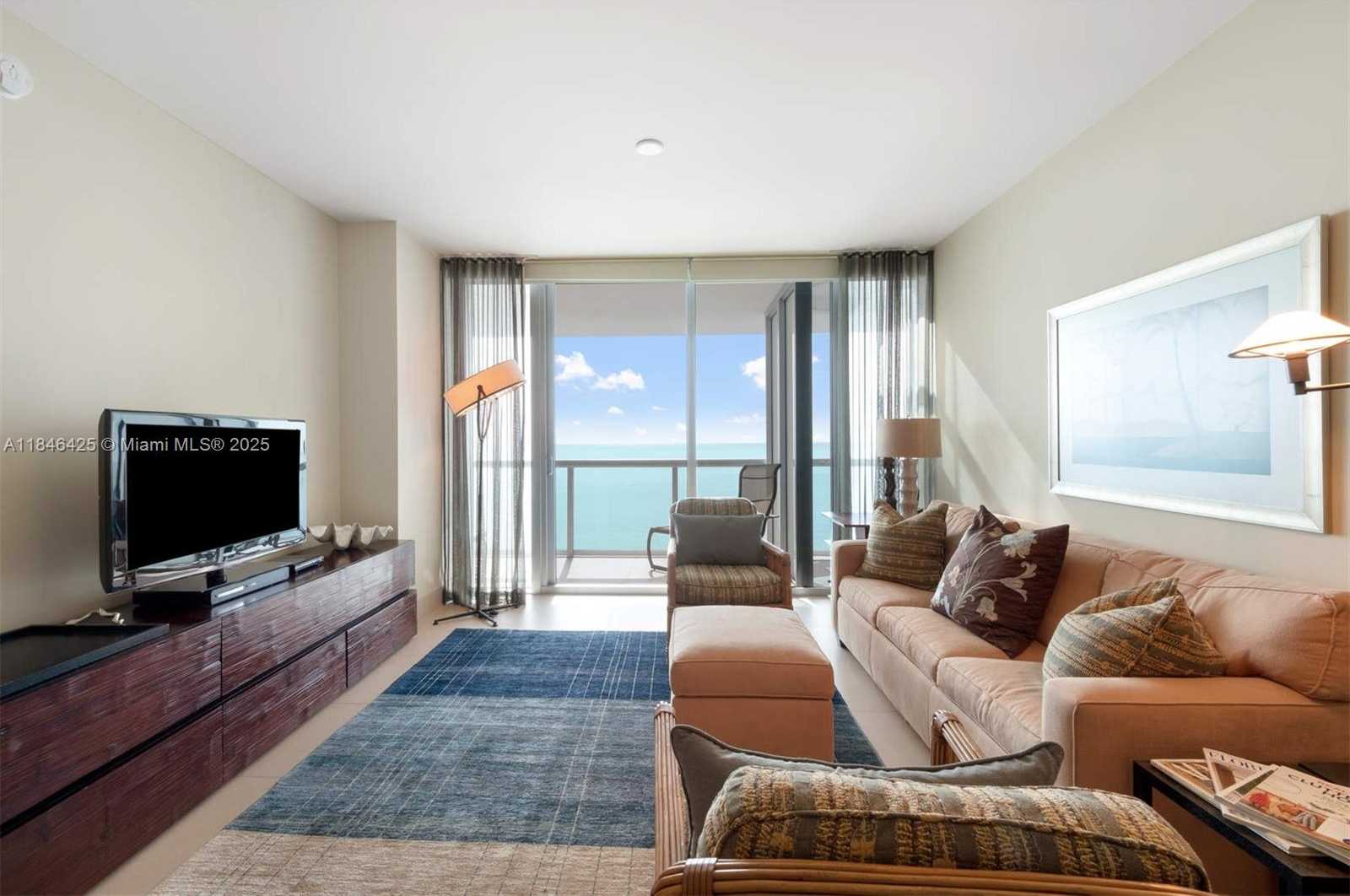 Small Image of 6799 COLLINS AVE #1603, Miami Beach Number 3