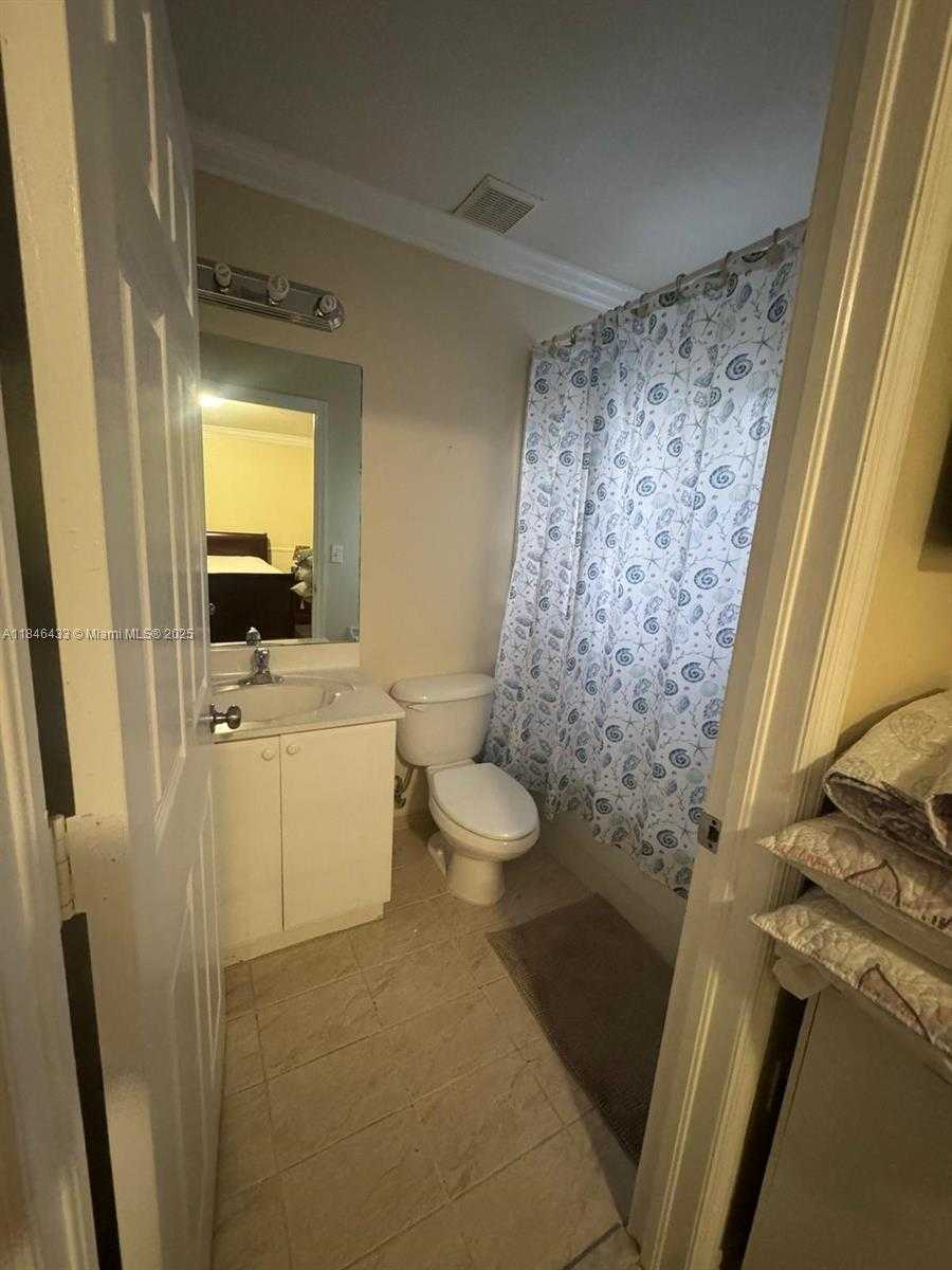 Small Image of 26328 SOUTH WEST 135TH PL, Homestead Number 9