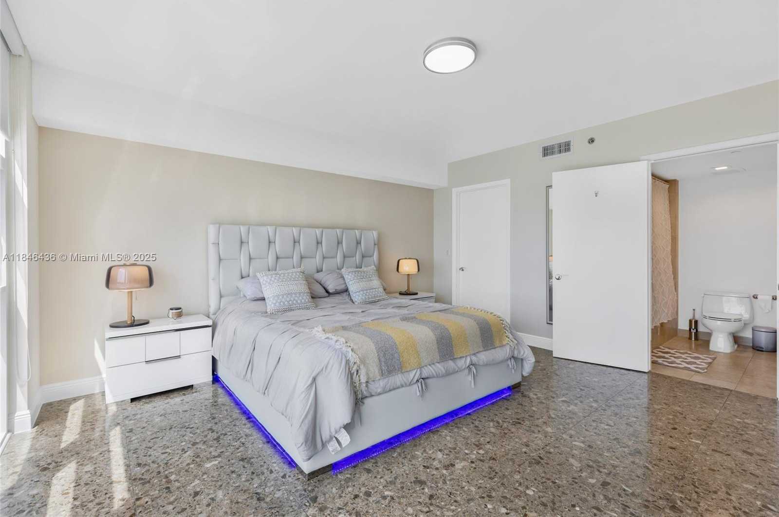 Small Image of 1830 SOUTH OCEAN DR #4107, Hallandale Beach Number 15