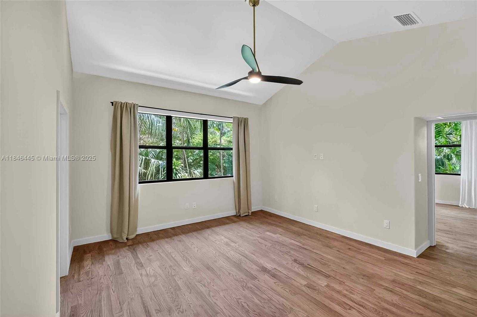 Small Image of 2315 SWANSON AVE, Coconut Grove Number 15