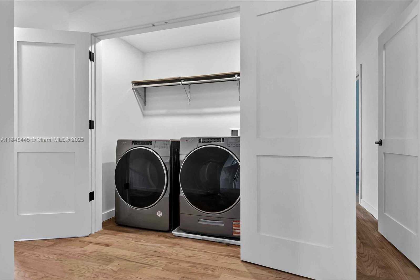 Small Image of 2315 SWANSON AVE, Coconut Grove Number 25