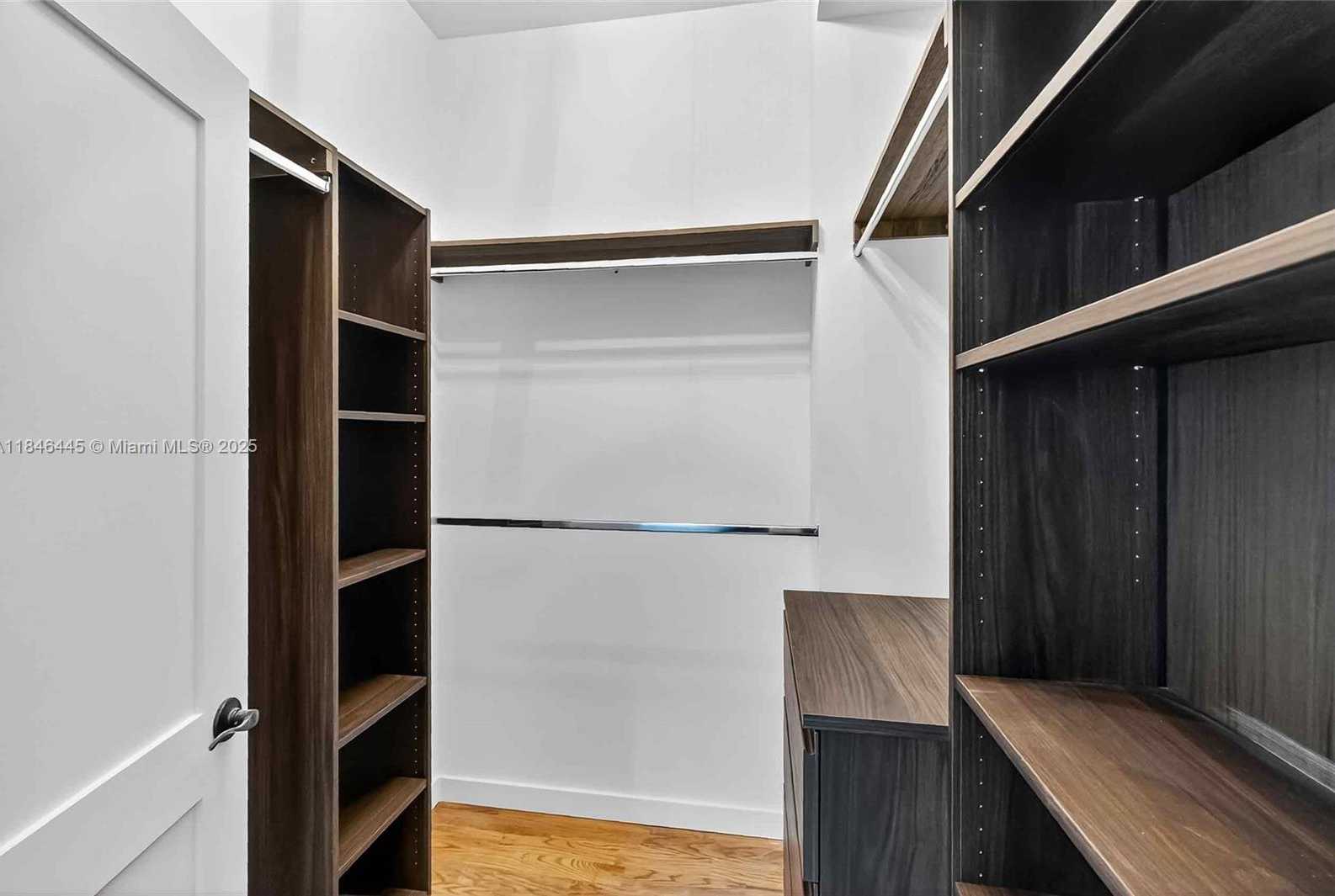 Small Image of 2315 SWANSON AVE, Coconut Grove Number 32
