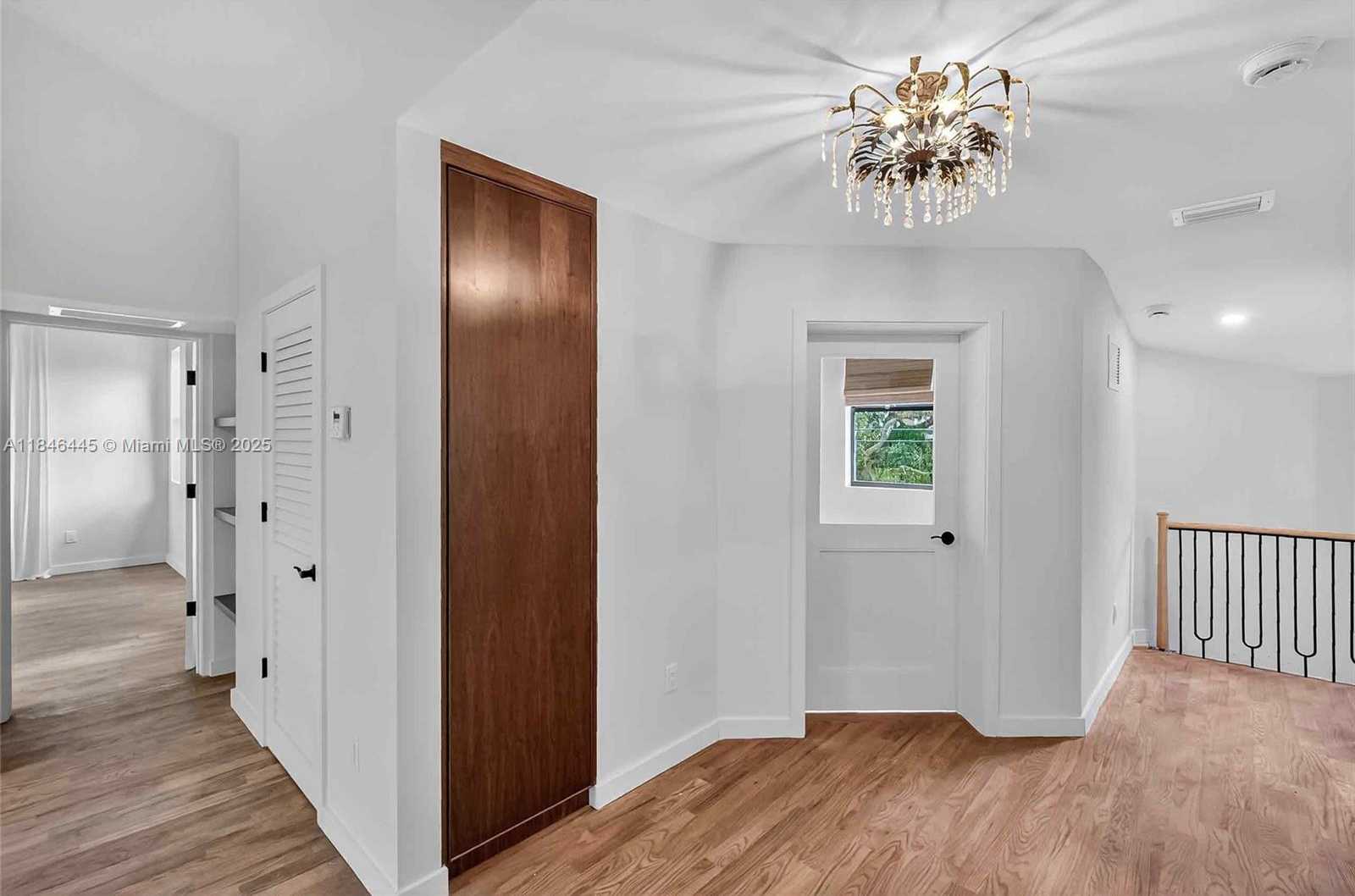 Small Image of 2315 SWANSON AVE, Coconut Grove Number 33