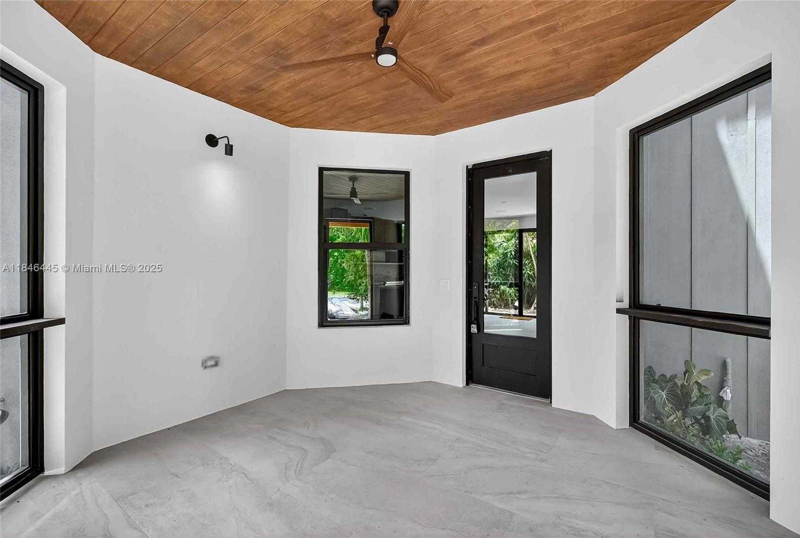 Small Image of 2315 SWANSON AVE, Coconut Grove Number 37