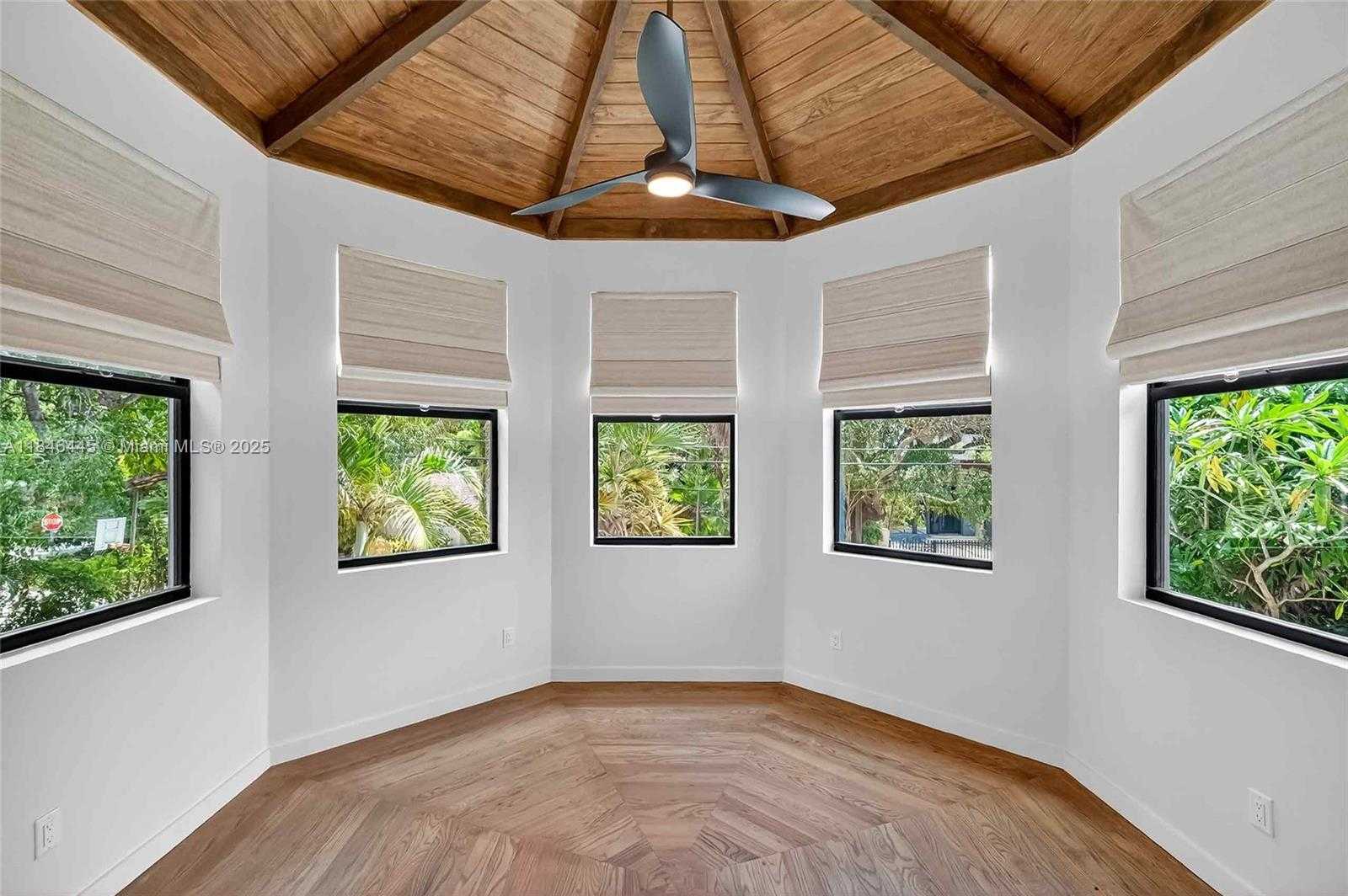 Small Image of 2315 SWANSON AVE, Coconut Grove Number 6