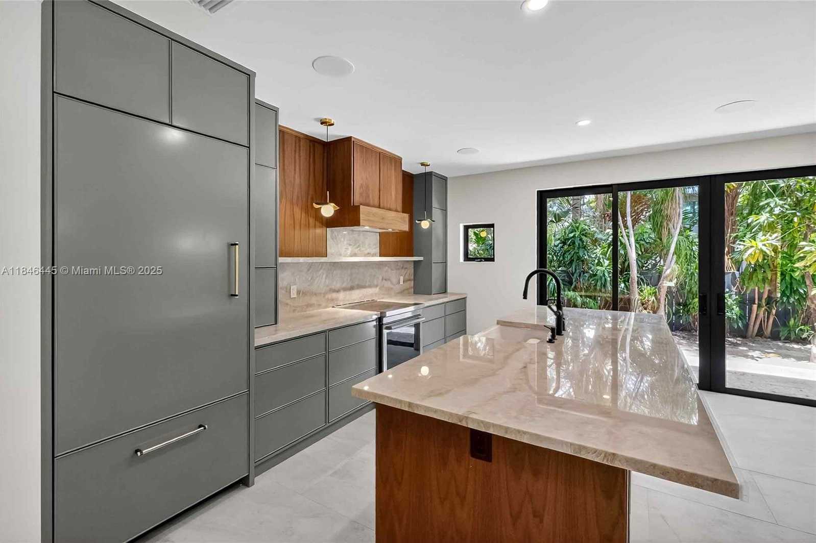 Small Image of 2315 SWANSON AVE, Coconut Grove Number 8