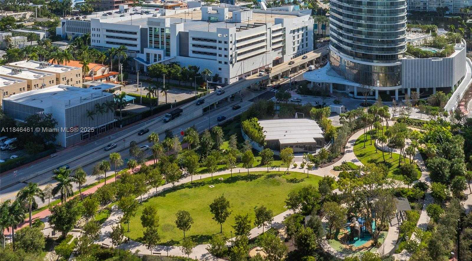 Small Image of 500 ALTON RD #1608, Miami Beach Number 13