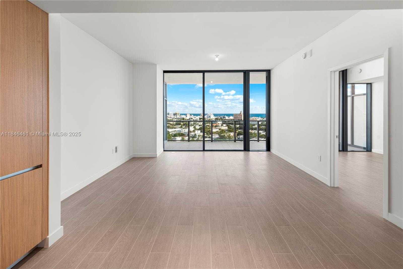 Small Image of 500 ALTON RD #1608, Miami Beach Number 15