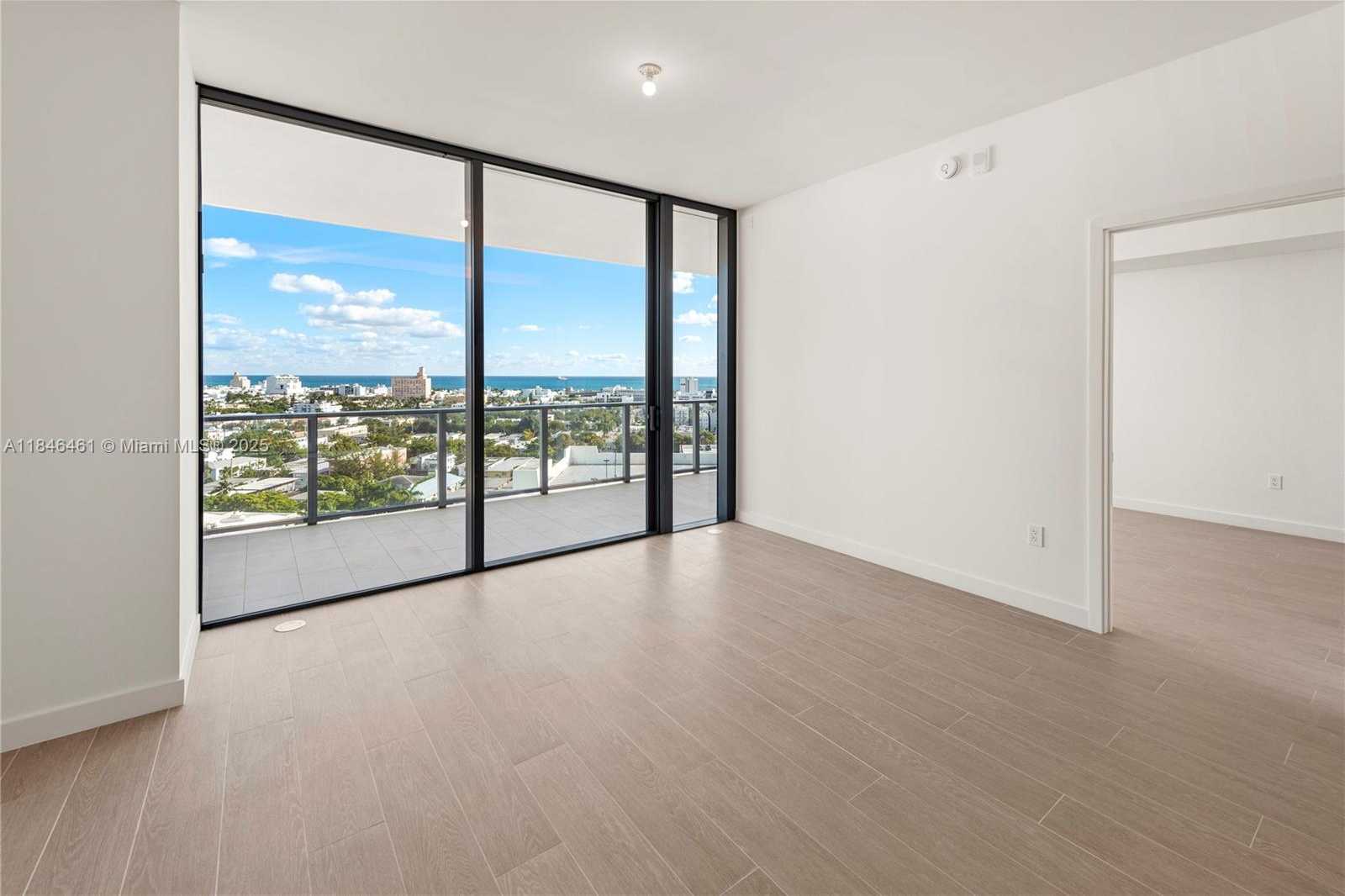 Small Image of 500 ALTON RD #1608, Miami Beach Number 16