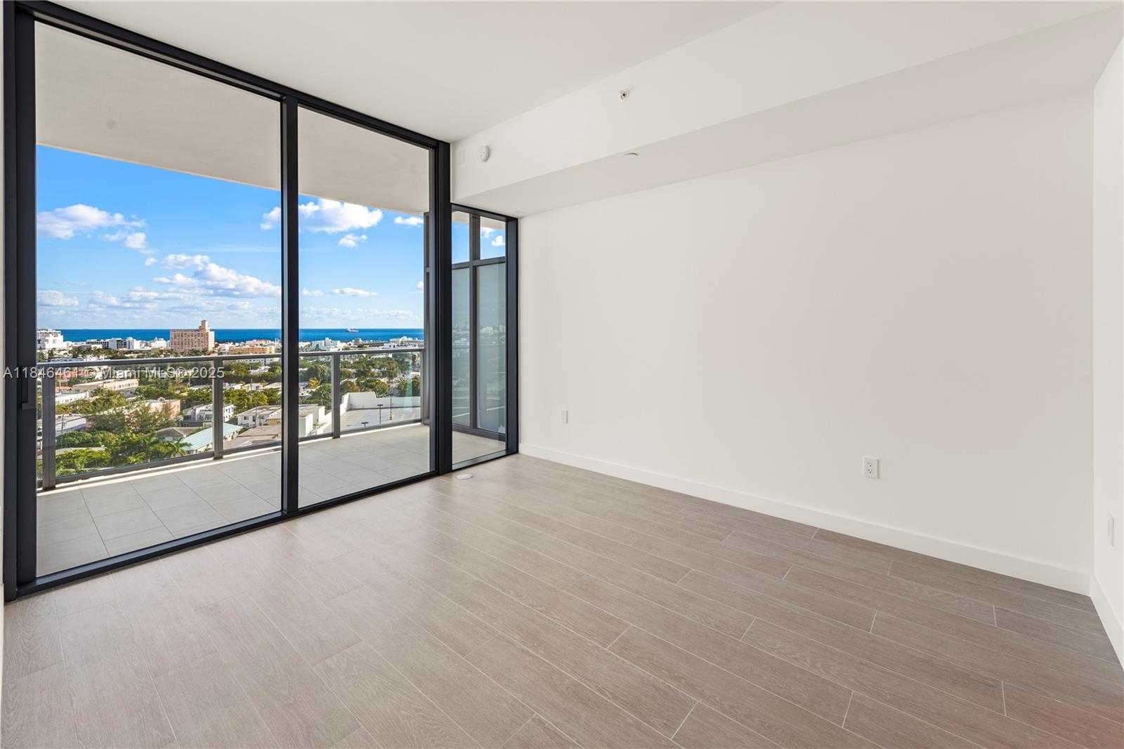 Small Image of 500 ALTON RD #1608, Miami Beach Number 17
