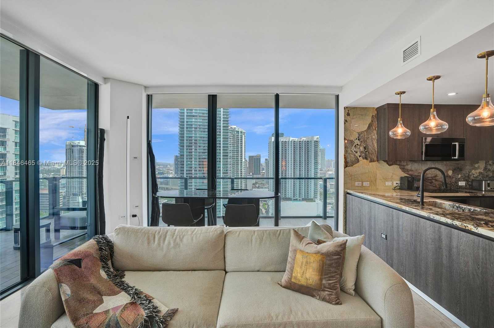 Small Image of 88 SOUTH WEST 7TH ST #2412, Miami Number 11
