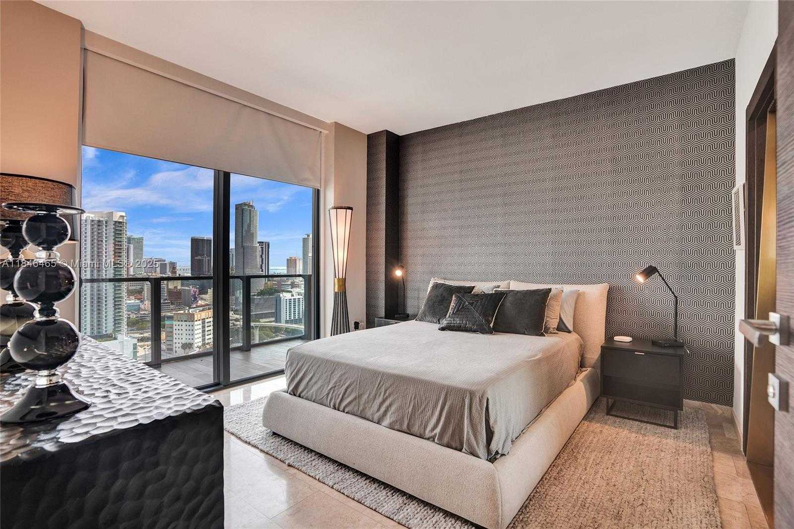 Small Image of 88 SOUTH WEST 7TH ST #2412, Miami Number 16