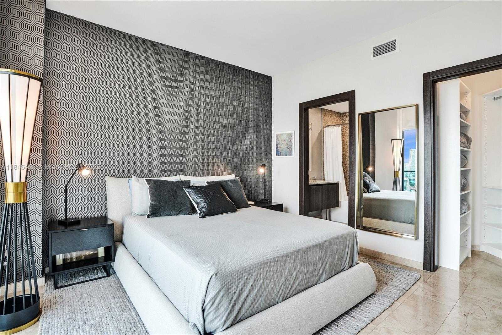 Small Image of 88 SOUTH WEST 7TH ST #2412, Miami Number 18