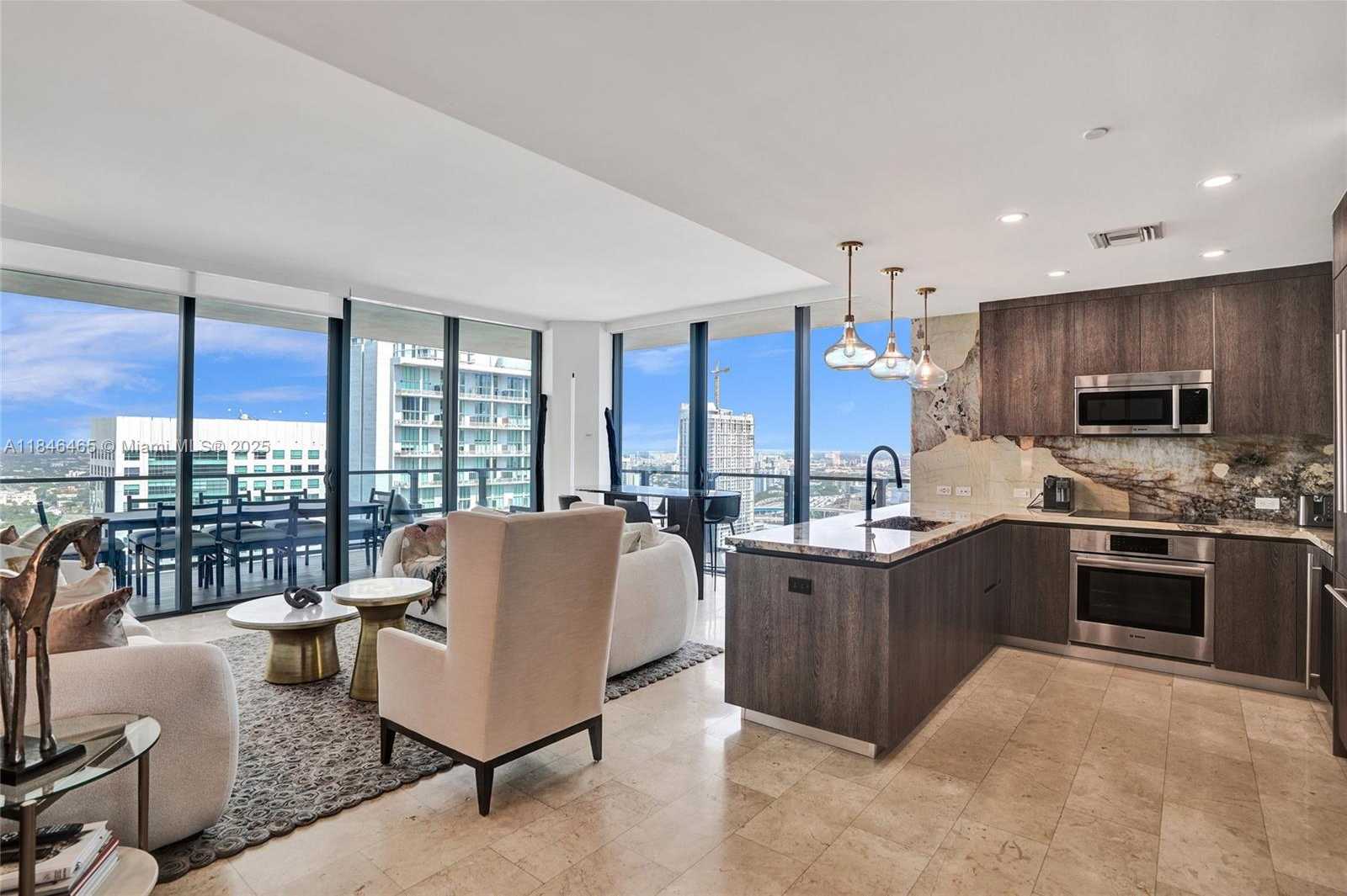 Small Image of 88 SOUTH WEST 7TH ST #2412, Miami Number 2