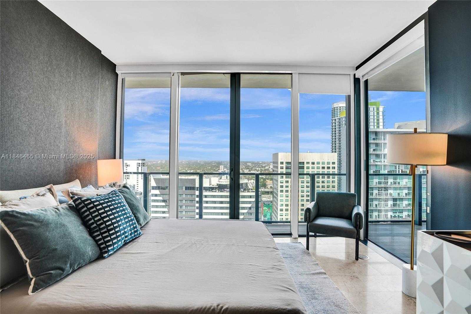 Small Image of 88 SOUTH WEST 7TH ST #2412, Miami Number 29