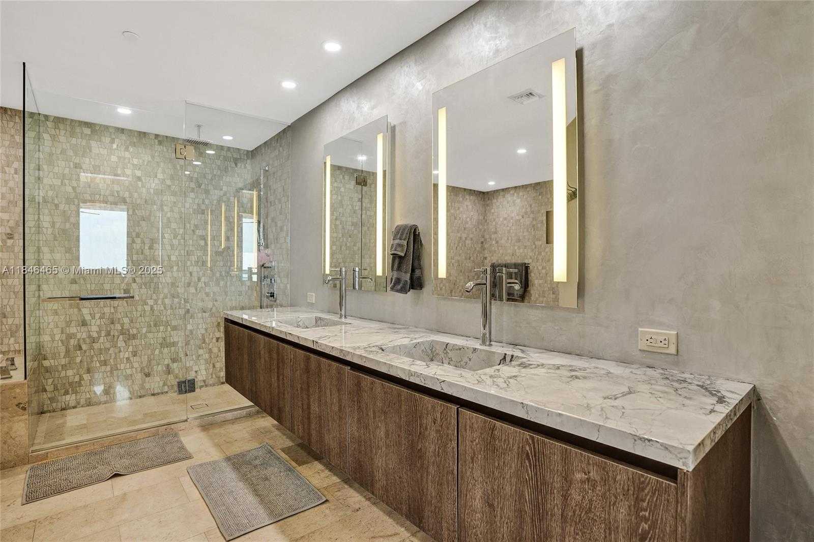 Small Image of 88 SOUTH WEST 7TH ST #2412, Miami Number 35