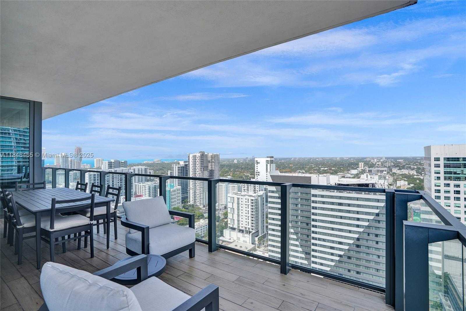 Small Image of 88 SOUTH WEST 7TH ST #2412, Miami Number 47