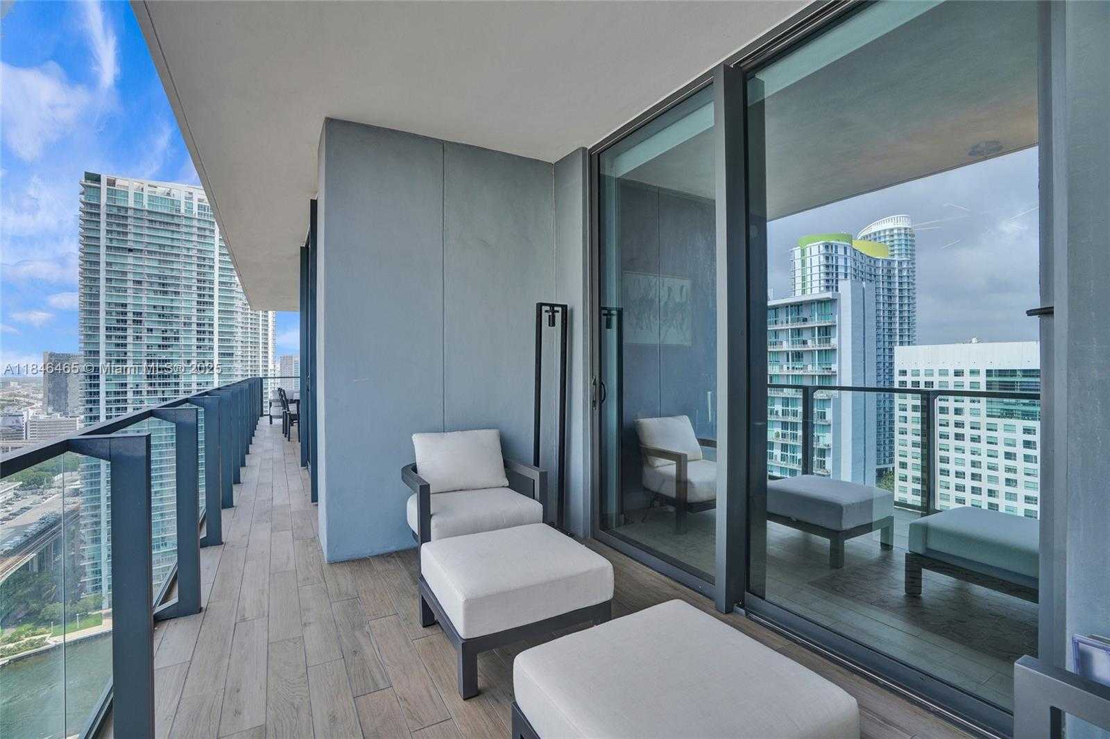 Small Image of 88 SOUTH WEST 7TH ST #2412, Miami Number 48