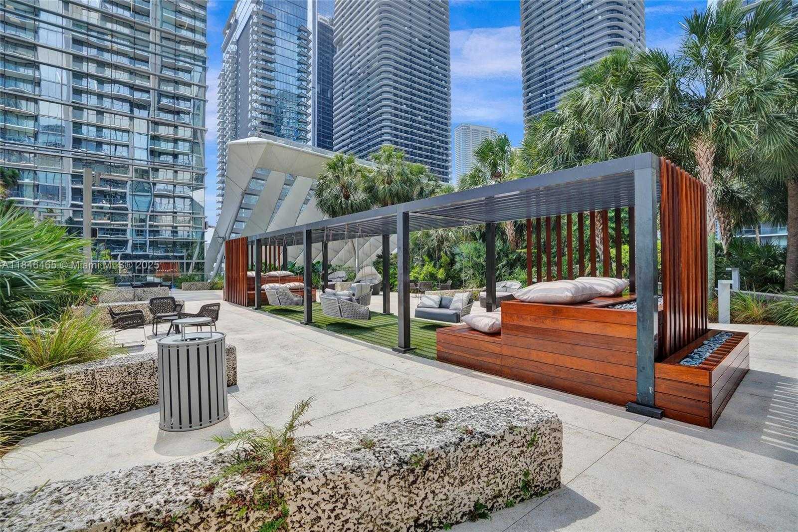 Small Image of 88 SOUTH WEST 7TH ST #2412, Miami Number 58
