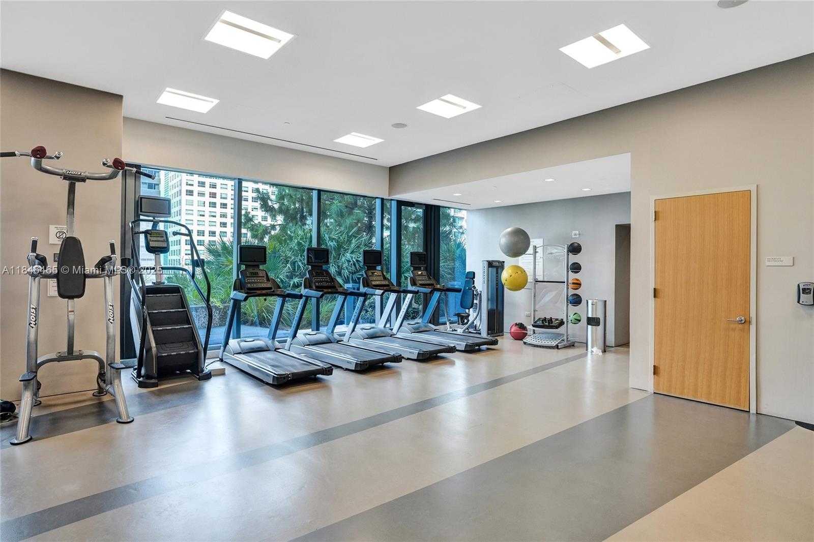 Small Image of 88 SOUTH WEST 7TH ST #2412, Miami Number 59