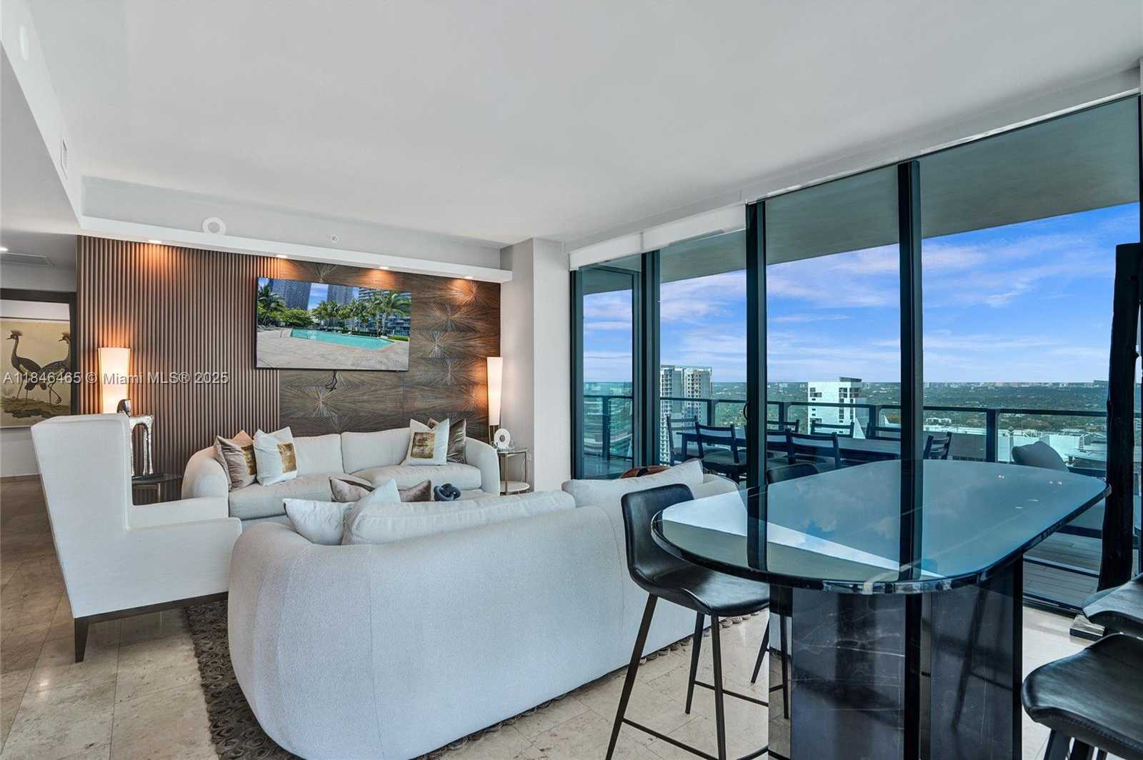 Small Image of 88 SOUTH WEST 7TH ST #2412, Miami Number 9