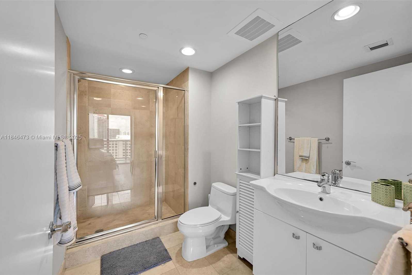 Small Image of 1850 SOUTH OCEAN DR #1907, Hallandale Beach Number 16