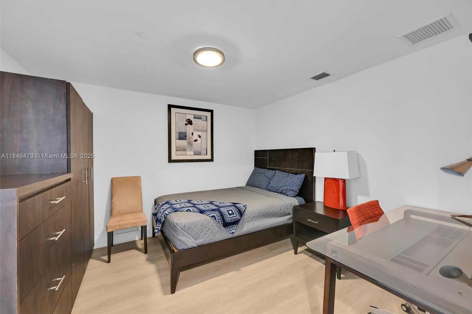 Small Image of 1850 SOUTH OCEAN DR #1907, Hallandale Beach Number 23