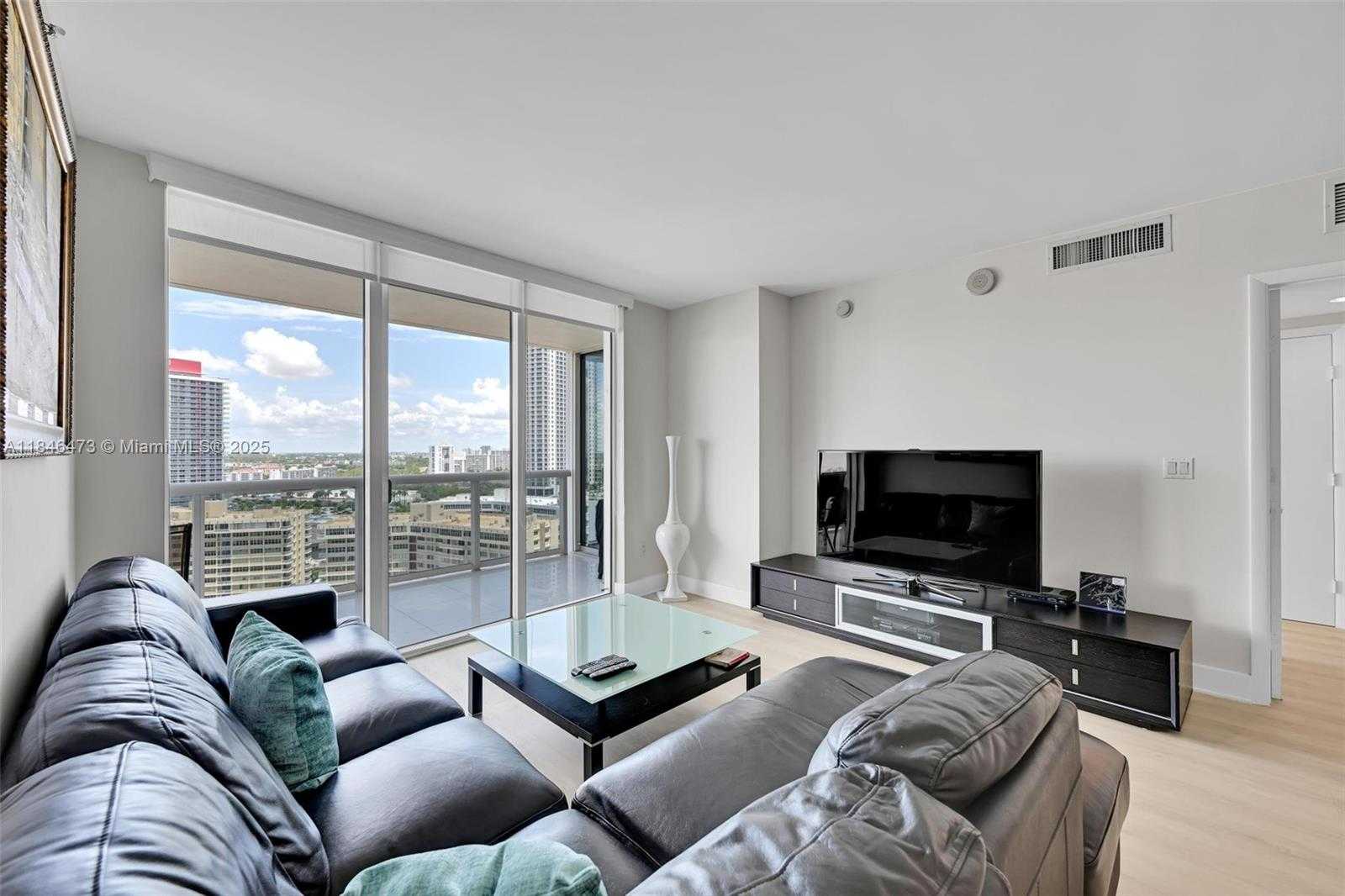 Small Image of 1850 SOUTH OCEAN DR #1907, Hallandale Beach Number 3