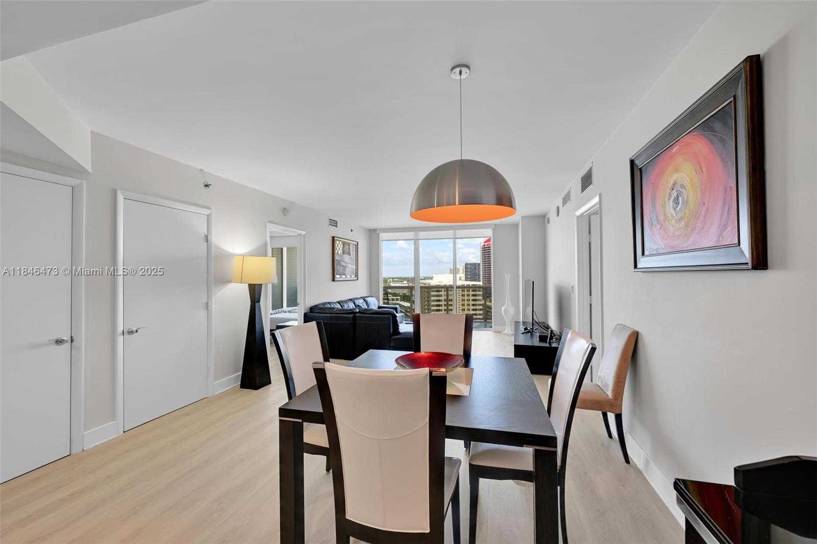 Small Image of 1850 SOUTH OCEAN DR #1907, Hallandale Beach Number 7