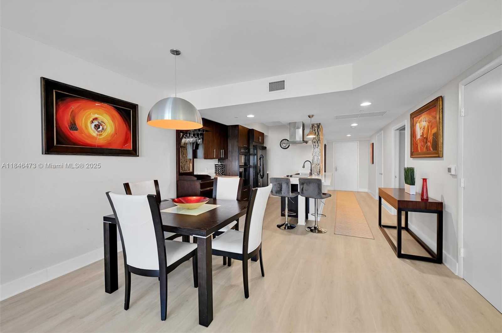 Small Image of 1850 SOUTH OCEAN DR #1907, Hallandale Beach Number 8