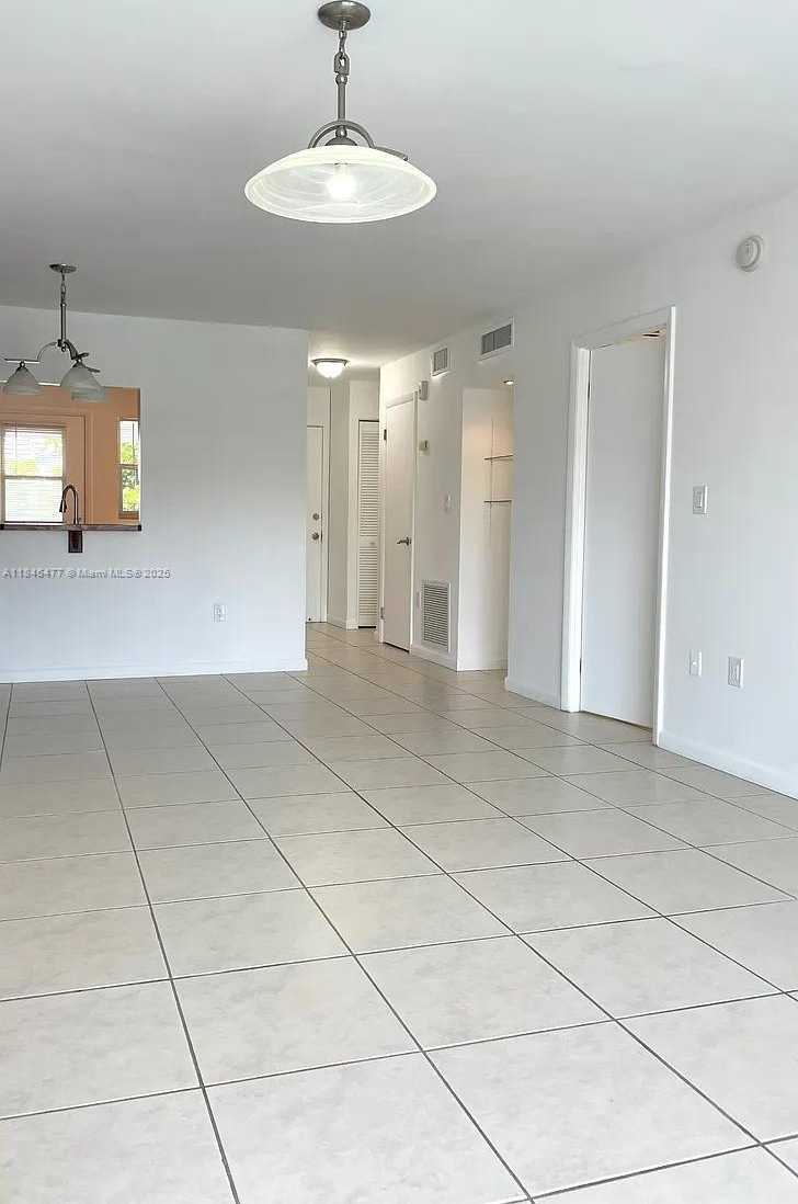 Small Image of 3750 NORTH EAST 169TH ST #408, North Miami Beach Number 4