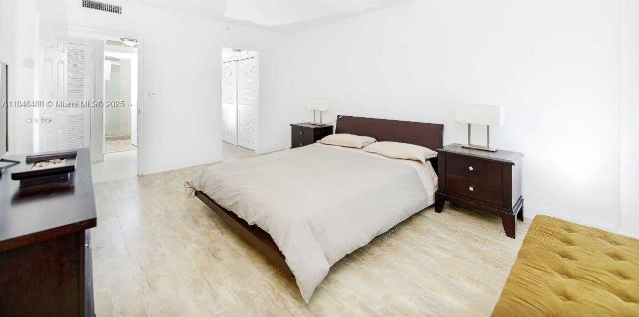 Small Image of 1500 BAY RD #1134S, Miami Beach Number 18